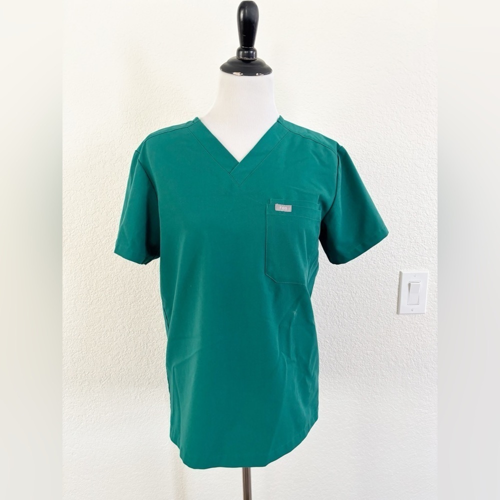 FIGS Scrub Top XS Hunter Green V-Neck Technical Collection Single Pocket